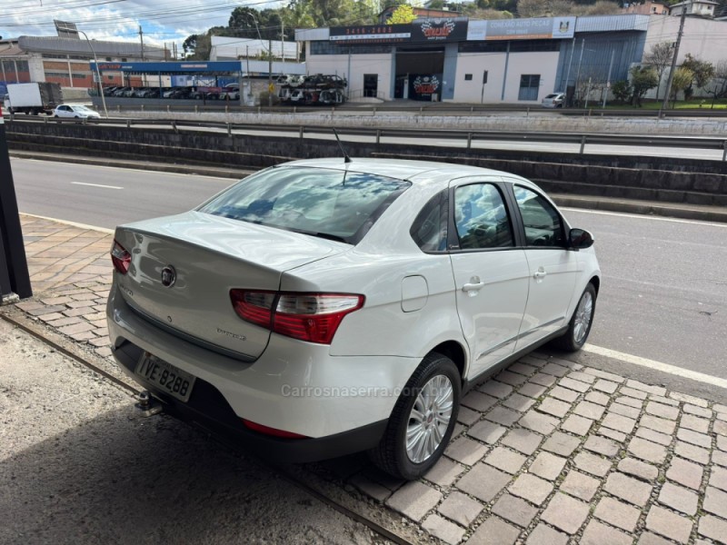 GRAND SIENA 1.6 MPI ESSENCE 16V FLEX 4P MANUAL - 2014 - CAXIAS DO SUL