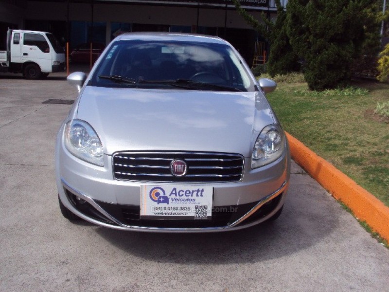 LINEA 1.8 ESSENCE 16V FLEX 4P MANUAL - 2015 - CAXIAS DO SUL