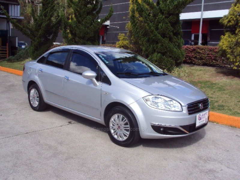 linea 1.8 essence 16v flex 4p manual 2015 caxias do sul