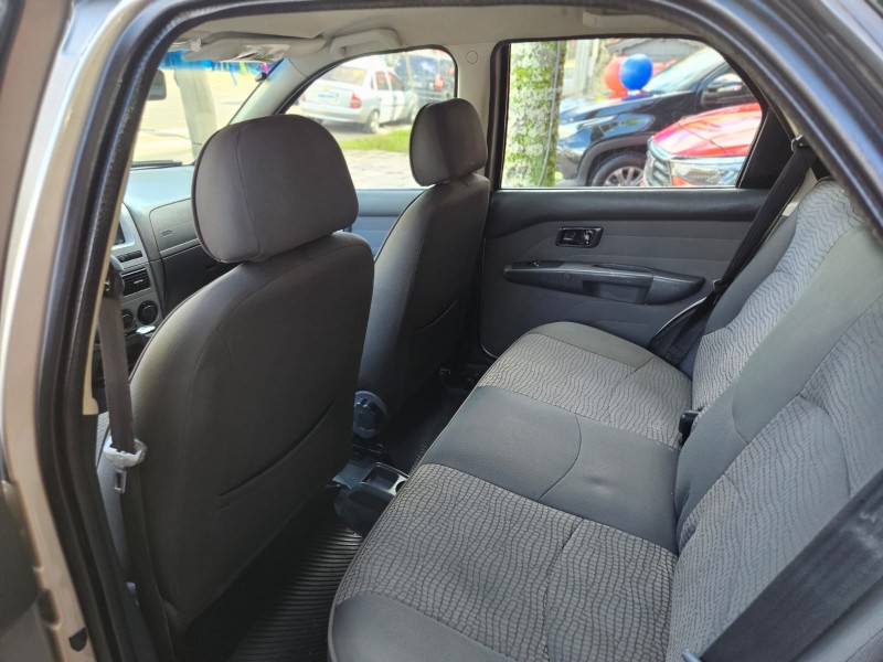 PALIO 1.8 MPI ADVENTURE LOCKER WEEKEND 8V FLEX 4P MANUAL - 2011 - CANELA