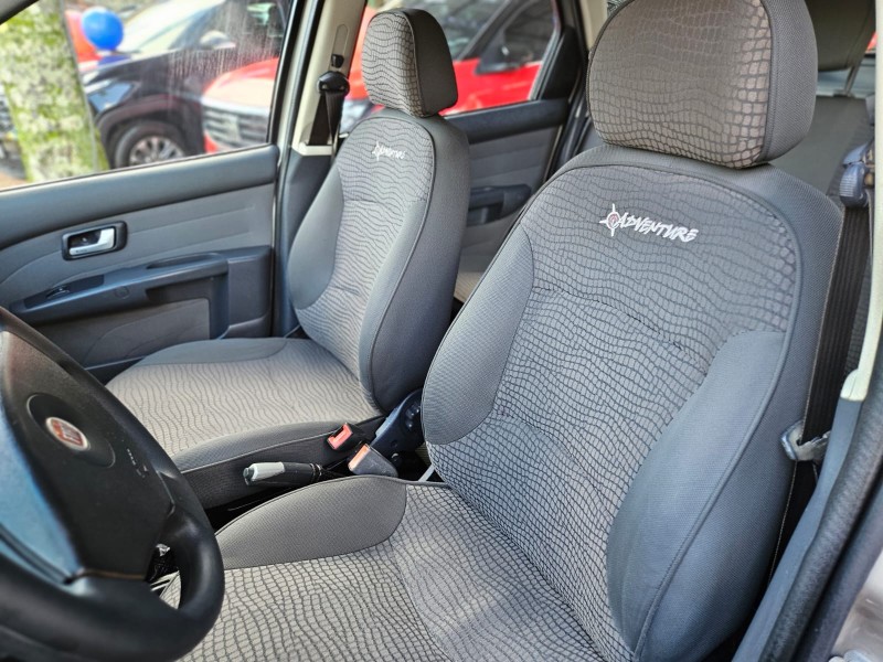 PALIO 1.8 MPI ADVENTURE LOCKER WEEKEND 8V FLEX 4P MANUAL - 2011 - CANELA
