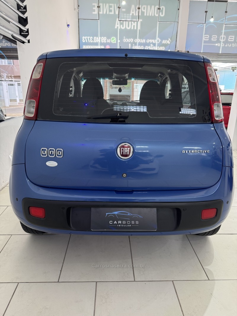 UNO 1.4 ATTRACTIVE 8V FLEX 4P MANUAL - 2011 - CAXIAS DO SUL