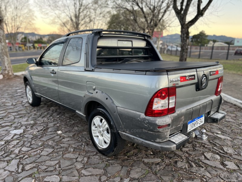 STRADA 1.4 MPI WORKING CD 8V FLEX 2P MANUAL - 2011 - DOIS IRMãOS
