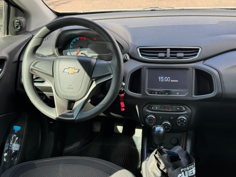 ONIX 1.4 MPFI LTZ 8V FLEX 4P MANUAL - 2015 - BENTO GONçALVES