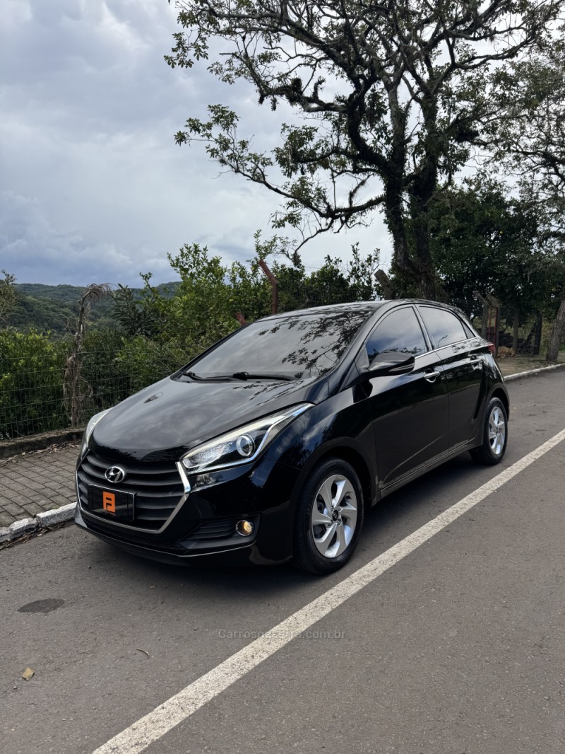 HB20 1.6 PREMIUM 16V FLEX 4P AUTOMÁTICO - 2018 - NOVA ARAçá