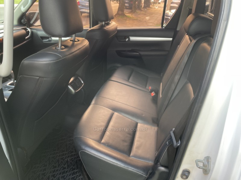 HILUX 2.8 SRX PLUS 4X4 CD TURBO DIESEL 4P AUTOMÁTICO - 2016 - GUAPORé