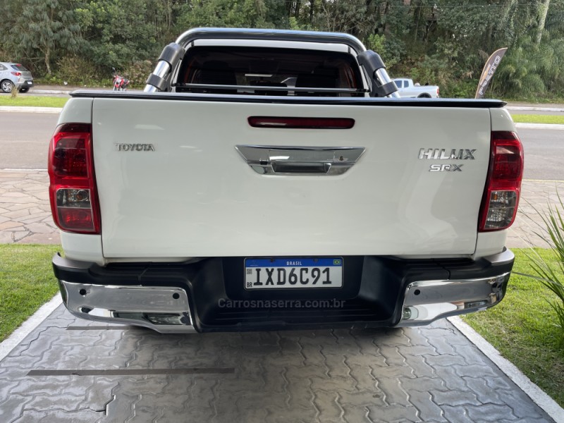 HILUX 2.8 SRX PLUS 4X4 CD TURBO DIESEL 4P AUTOMÁTICO - 2016 - GUAPORé