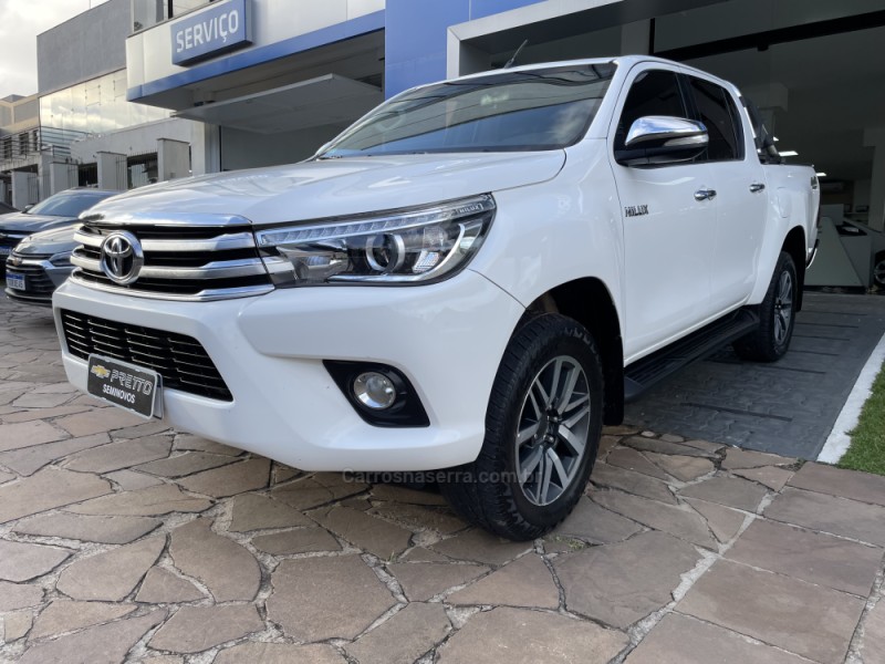 HILUX 2.8 SRX PLUS 4X4 CD TURBO DIESEL 4P AUTOMÁTICO - 2016 - GUAPORé