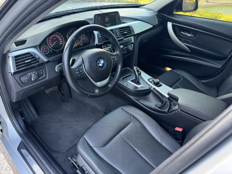 320I 2.0 16V TURBO ACTIVE FLEX 4P AUTOMÁTICO - 2018 - NOVA ARAçá
