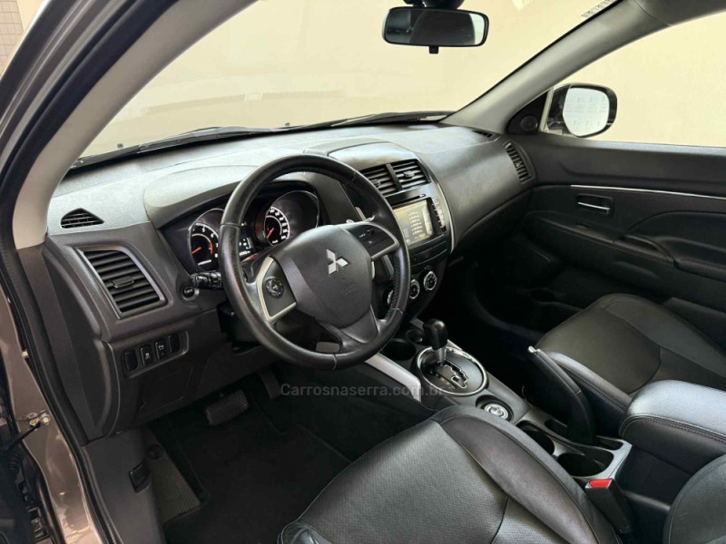 OUTLANDER 2.0 COMFORT 16V GASOLINA 4P AUTOMÁTICO - 2018 - PORTO ALEGRE
