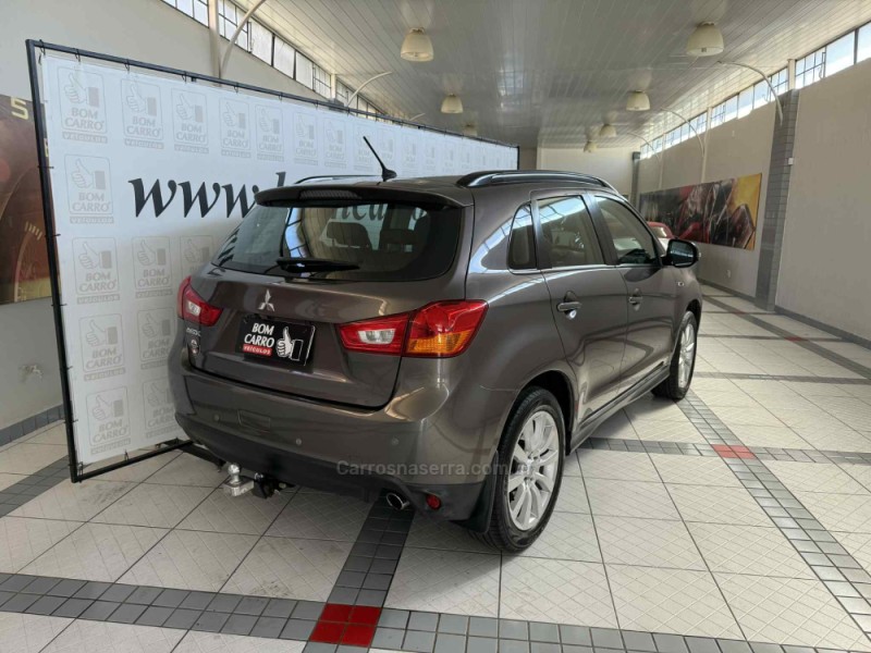 OUTLANDER 2.0 COMFORT 16V GASOLINA 4P AUTOMÁTICO - 2018 - PORTO ALEGRE