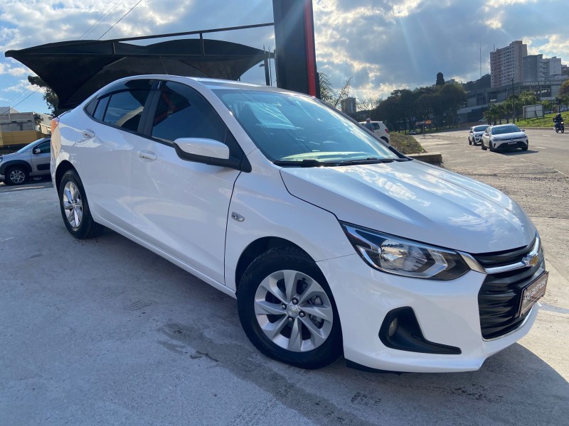 onix 1.0 premier plus 12v turbo flex 4p automatico 2022 caxias do sul