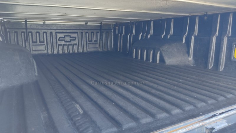 S10 2.4 MPFI LT 4X2 CS 8V FLEX 2P MANUAL - 2013 - SANTA CRUZ DO SUL