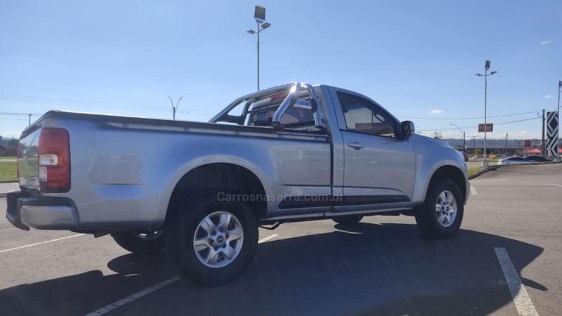 S10 2.4 MPFI LT 4X2 CS 8V FLEX 2P MANUAL - 2013 - SANTA CRUZ DO SUL