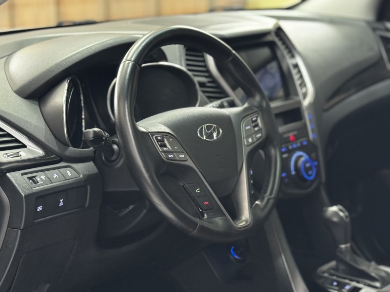 SANTA FÉ 3.3 MPFI 4X4 7 LUGARES V6 270CV GASOLINA 4P AUTOMÁTICO - 2014 - CAXIAS DO SUL