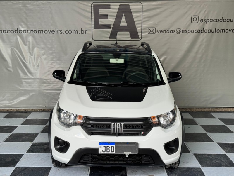 MOBI 1.0 TREKKING 8V FLEX 4P MANUAL - 2022 - NOVA PRATA