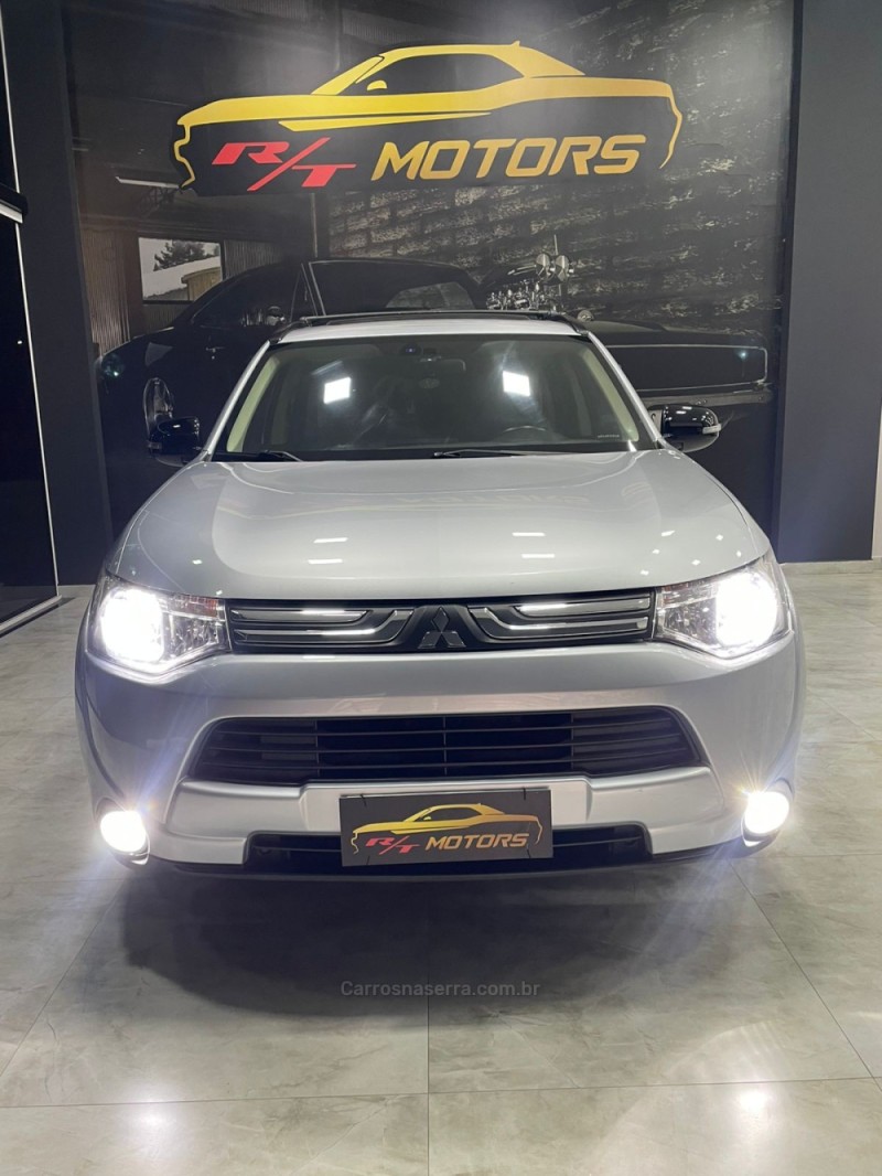 OUTLANDER 2.0 16V GASOLINA 4P AUTOMÁTICO - 2014 - CAXIAS DO SUL