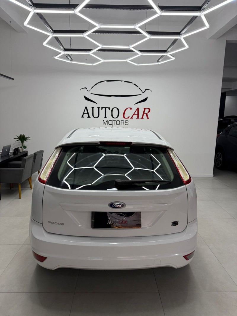 FOCUS 1.6 GLX 16V FLEX 4P MANUAL - 2011 - CAXIAS DO SUL