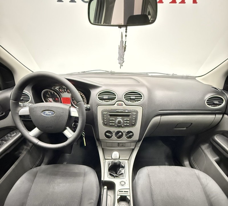 FOCUS 1.6 GLX 16V FLEX 4P MANUAL - 2011 - CAXIAS DO SUL