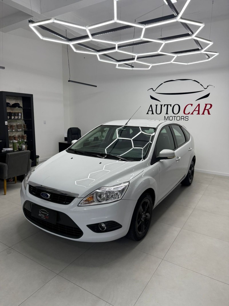 FOCUS 1.6 GLX 16V FLEX 4P MANUAL - 2011 - CAXIAS DO SUL