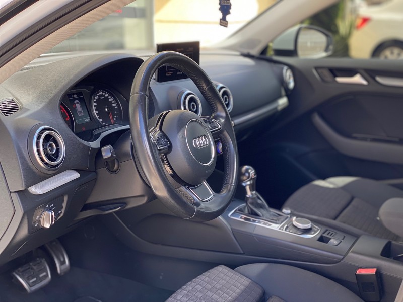 A3 1.8 TFSI SPORTBACK AMBITION 16V GASOLINA 4P AUTOMÁTICO - 2014 - CAXIAS DO SUL