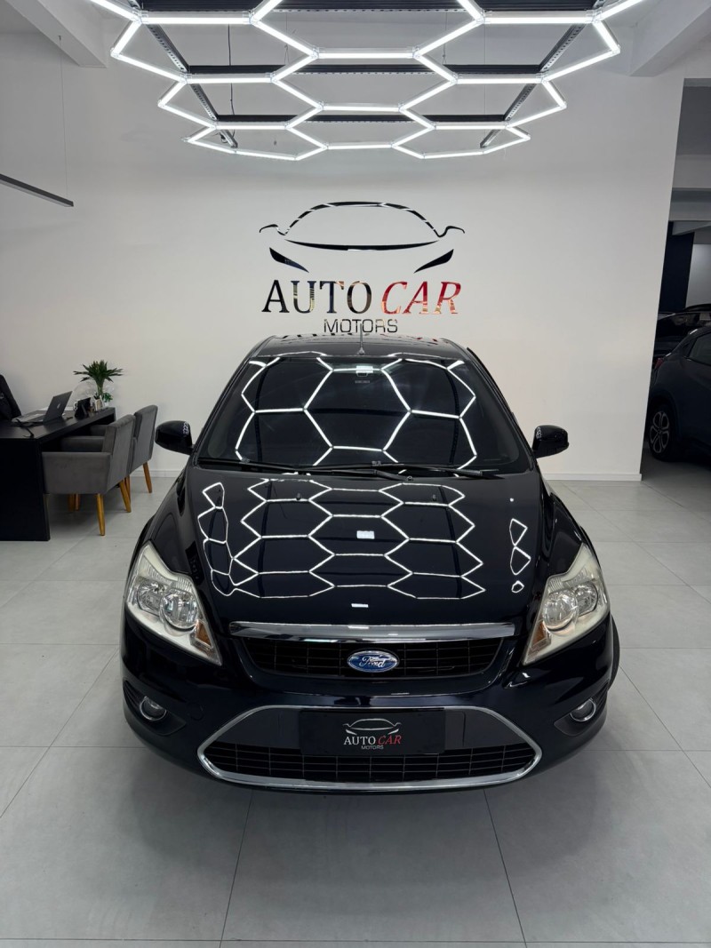 FOCUS 1.6 GLX 16V FLEX 4P MANUAL - 2011 - CAXIAS DO SUL