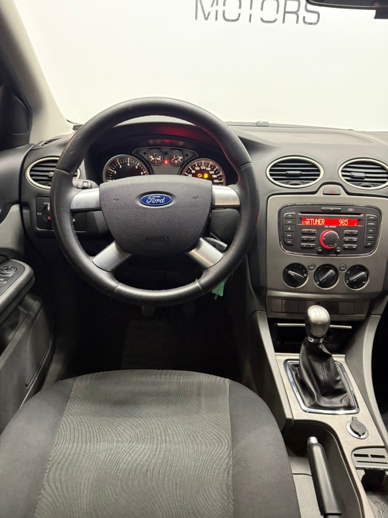 FOCUS 1.6 GLX 16V FLEX 4P MANUAL - 2011 - CAXIAS DO SUL