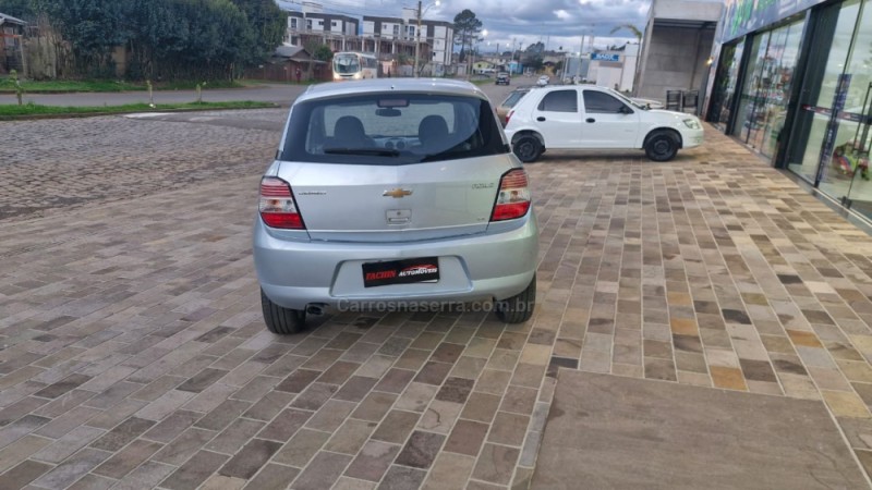 AGILE 1.4 MPFI LTZ 8V FLEX 4P MANUAL - 2011 - VACARIA