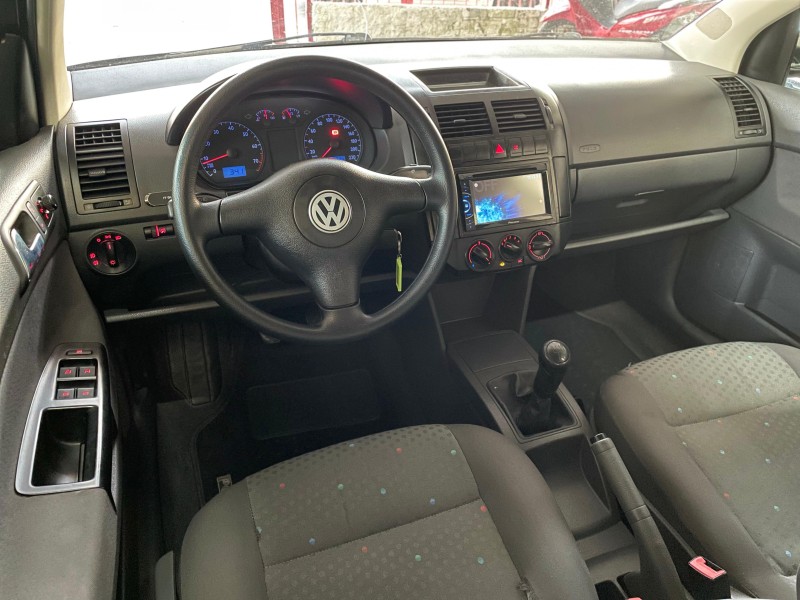 POLO 1.6 MI COMFORTLINE 8V FLEX 4P MANUAL - 2006 - CAXIAS DO SUL