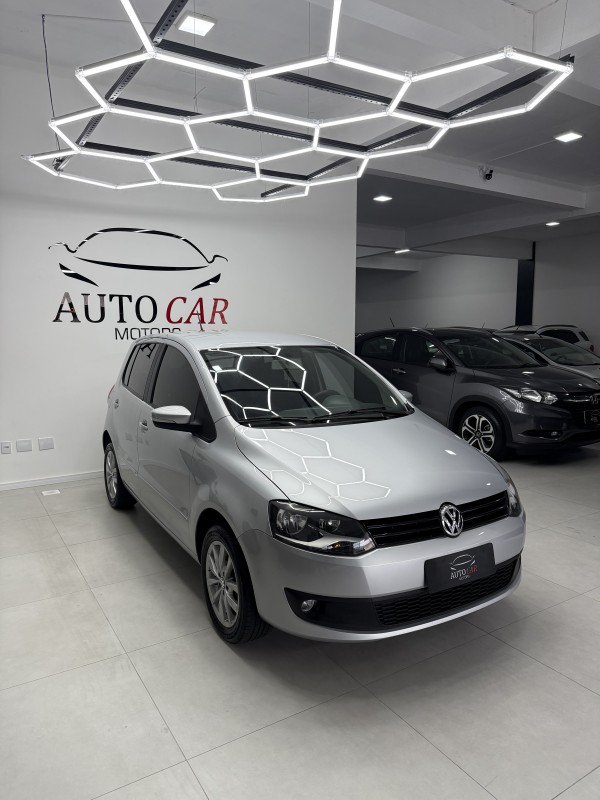 FOX 1.0 ITREND 8V FLEX 4P MANUAL - 2014 - CAXIAS DO SUL