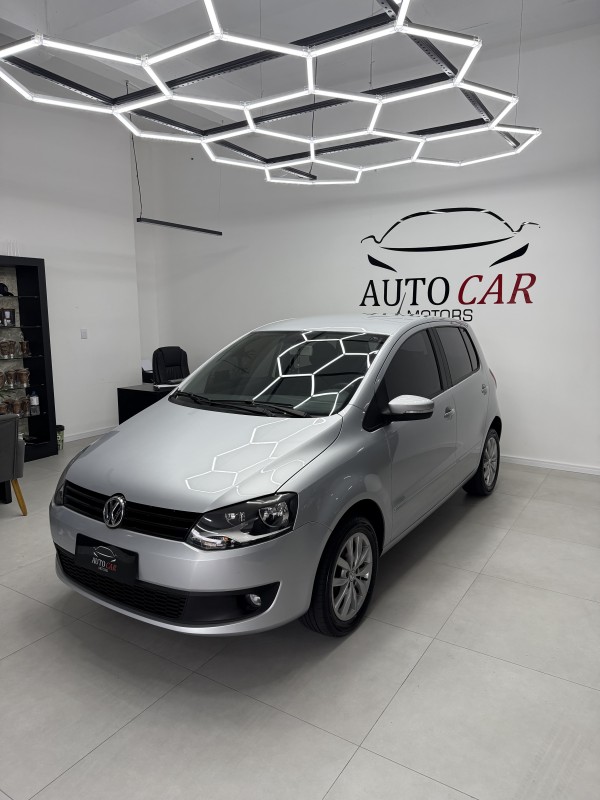 FOX 1.0 ITREND 8V FLEX 4P MANUAL - 2014 - CAXIAS DO SUL