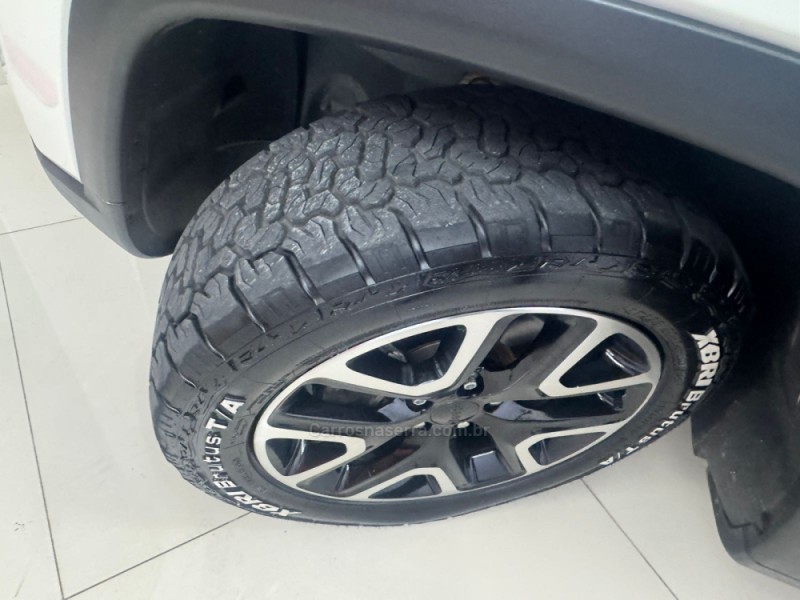 COMPASS 2.0 16V DIESEL LONGITUDE 4X4 AUTOMÁTICO - 2018 - CAXIAS DO SUL