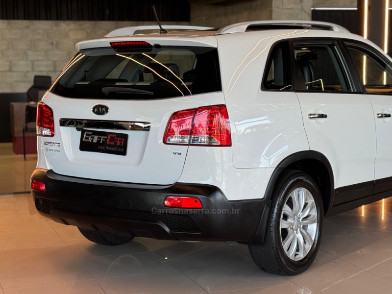 SORENTO 3.5 SORENTO V6 24V 4X2 7 LUGARES AUTOMÁTICO - 2012 - DOIS IRMãOS