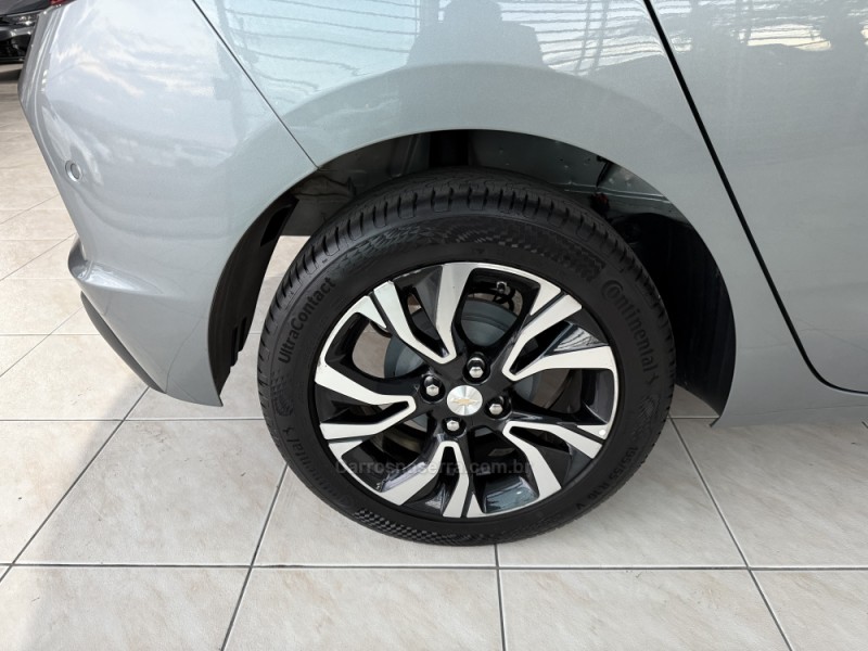 ONIX 1.0 PREMIER II 12V TURBO FLEX 4P AUTOMÁTICO - 2025 - BENTO GONçALVES