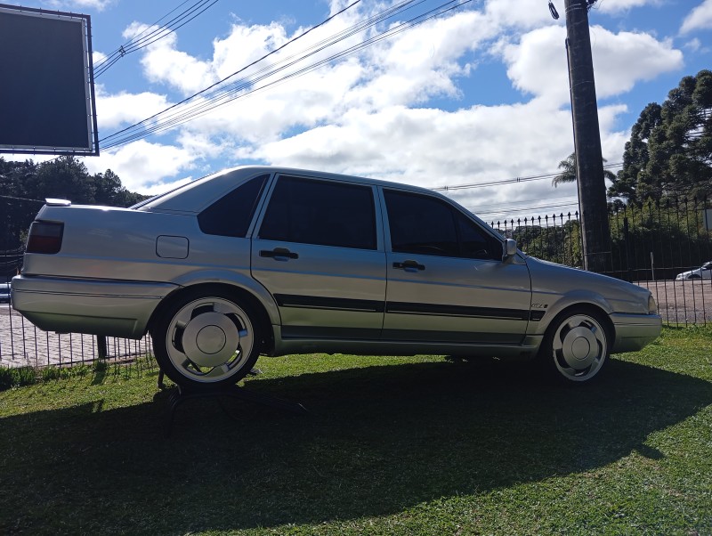 SANTANA 2.0 GLSI 8V GASOLINA 4P MANUAL - 1996 - CAXIAS DO SUL