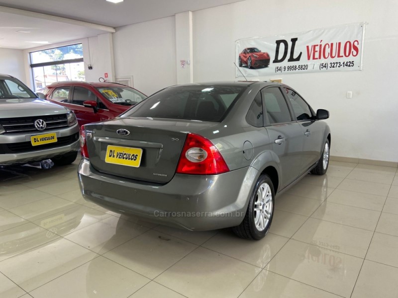 FOCUS 2.0 GLX SEDAN 16V FLEX 4P AUTOMÁTICO - 2013 - NOVA BASSANO