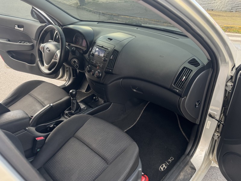 I30 2.0 MPFI GLS 16V GASOLINA 4P MANUAL - 2012 - CAXIAS DO SUL