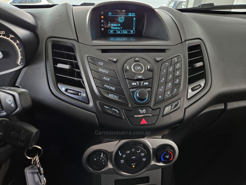 FIESTA 1.6 SE HATCH 16V FLEX 4P MANUAL - 2019 - TAPEJARA