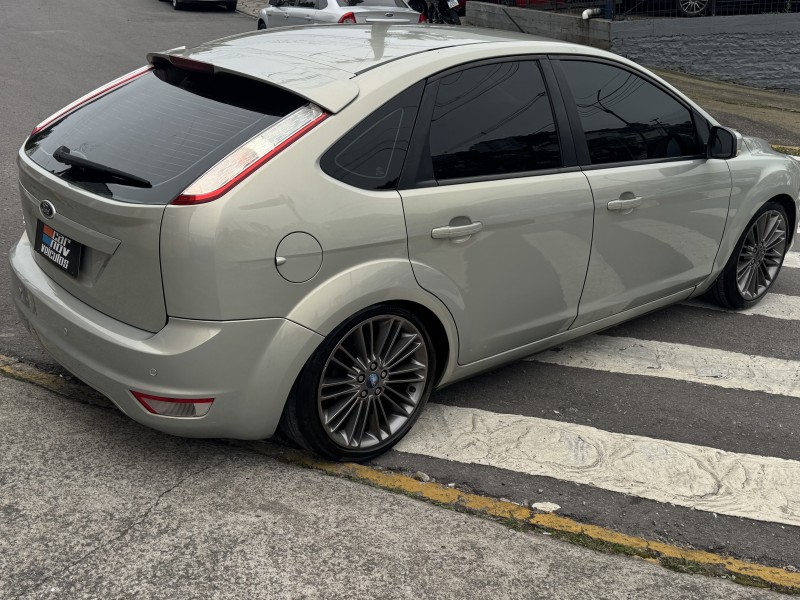 FOCUS 1.6 GLX 16V FLEX 4P MANUAL - 2011 - CAXIAS DO SUL