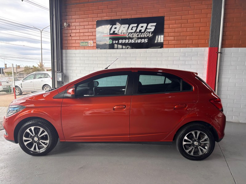 ONIX 1.4 MPFI LT 8V FLEX 4P MANUAL - 2013 - CAXIAS DO SUL