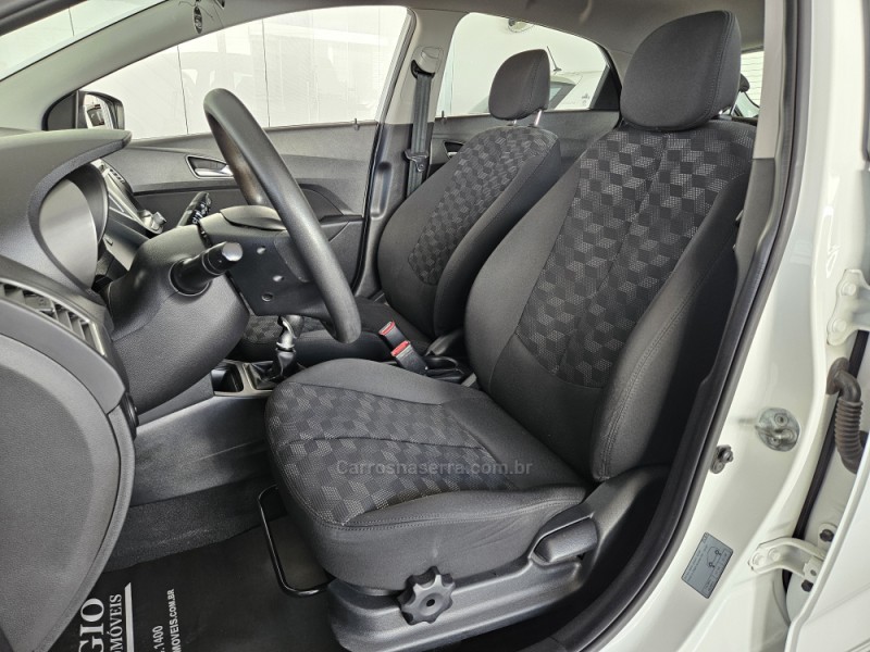 HB20 1.6 COMFORT 16V FLEX 4P MANUAL - 2016 - TAPEJARA