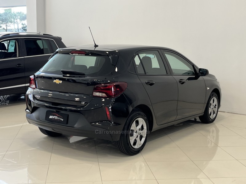 ONIX 1.0 LT 12V FLEX 4P MANUAL - 2021 - BENTO GONçALVES