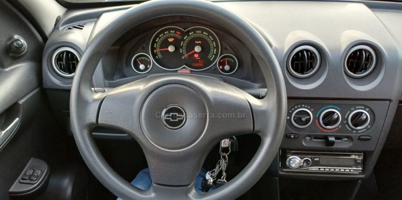 PRISMA 1.4 MPFI MAXX 8V FLEX 4P MANUAL - 2009 - FARROUPILHA