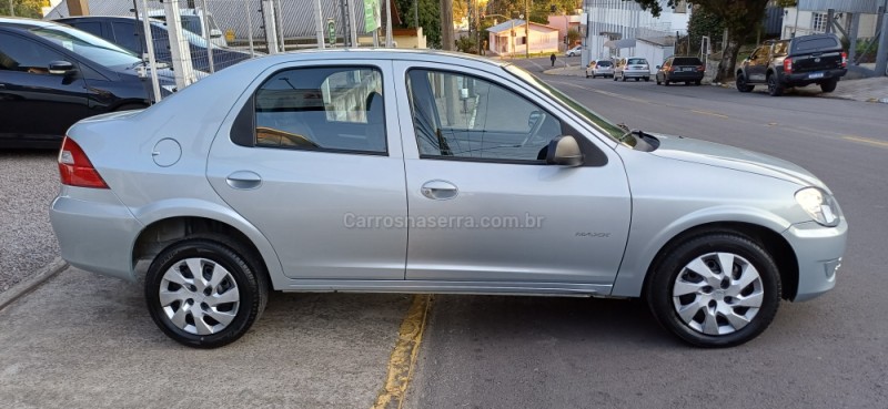 PRISMA 1.4 MPFI MAXX 8V FLEX 4P MANUAL - 2009 - FARROUPILHA