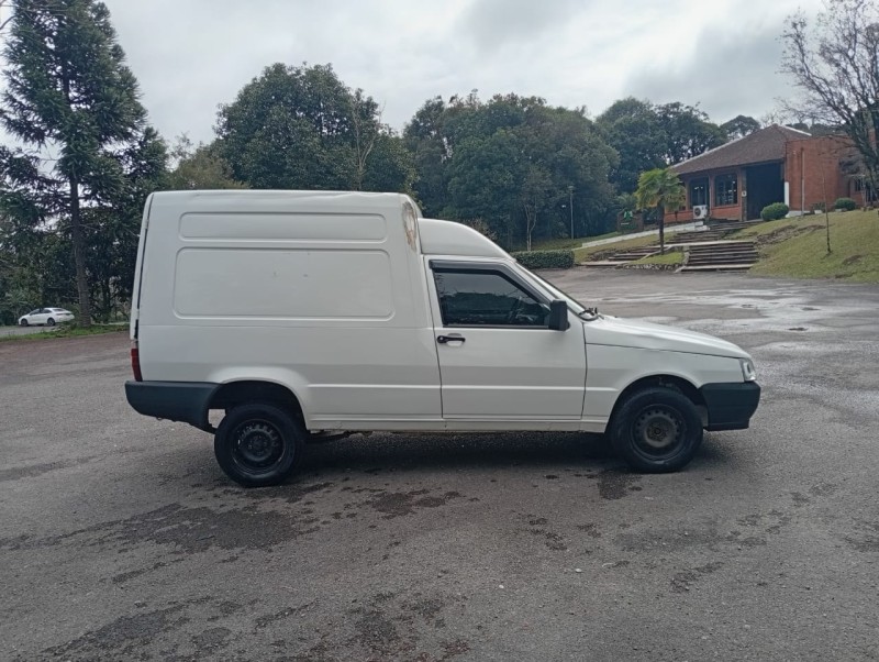 FIORINO 1.3 MPI FURGÃO 8V FLEX 2P MANUAL - 2011 - FARROUPILHA