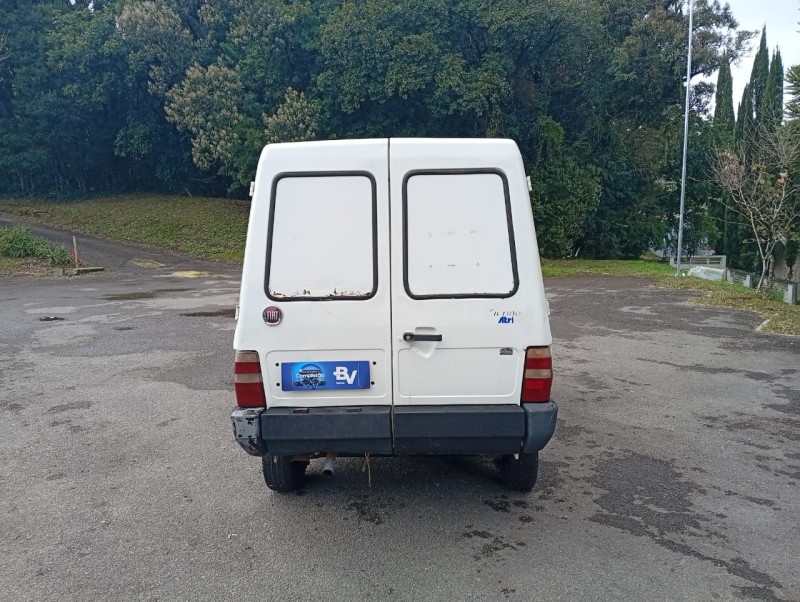FIORINO 1.3 MPI FURGÃO 8V FLEX 2P MANUAL - 2011 - FARROUPILHA