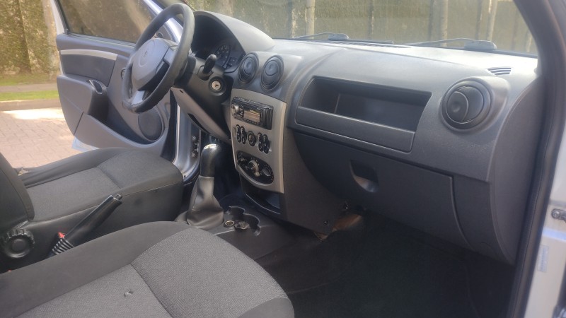 LOGAN 1.0 EXPRESSION 12V FLEX 4P MANUAL - 2008 - CAXIAS DO SUL