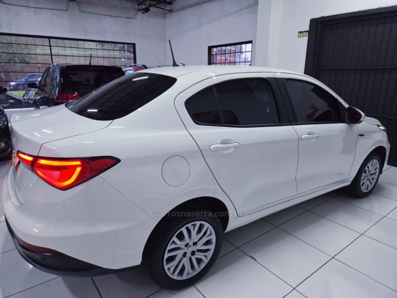 CRONOS 1.3 DRIVE 8V FLEX 4P MANUAL - 2020 - CAMPO BOM