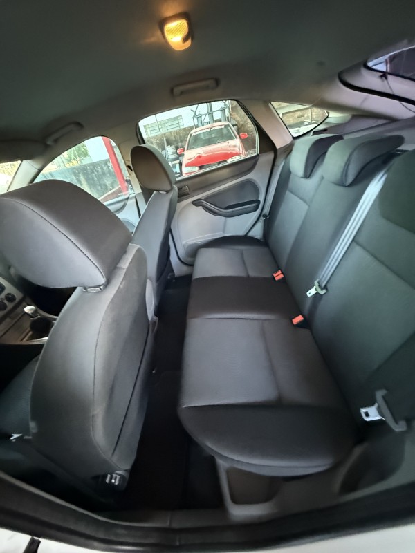 FOCUS 1.6 SE 8V FLEX 4P MANUAL - 2013 - CAXIAS DO SUL