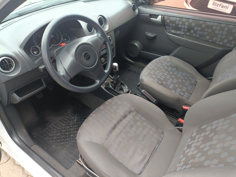CELTA 1.0 MPFI SUPER 8V FLEX 2P MANUAL - 2007 - BOM PRINCíPIO